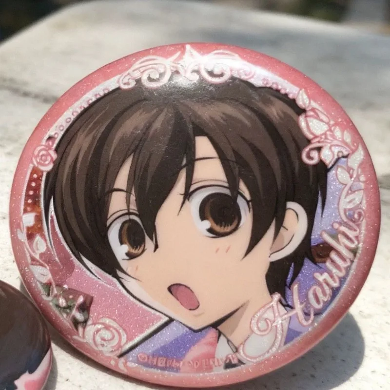 Ouran High‑School Host Club Badge Keychain Haruhi Fujioka Collectible Display and Merch Photoshoot Prop Anime Outfit Accessories