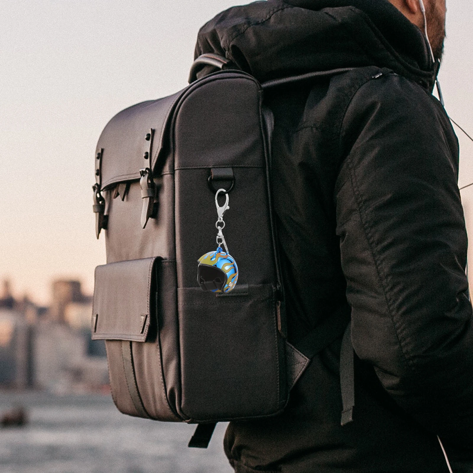 

2pcs Motorcycle Keychain Vacuum Coated Blue Flame Stylish Riding Gift Men Keychains Bag Charms Decor Accessories