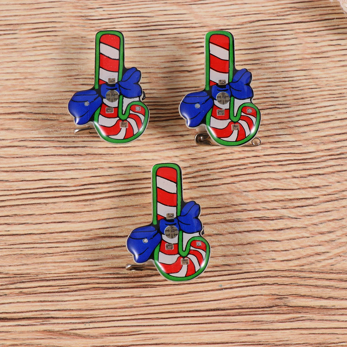 

25 Pcs Glitter Brooch Christmas Jewelry Corsage LED Glowing Badges Pins Luminous Enamel Decor Shine