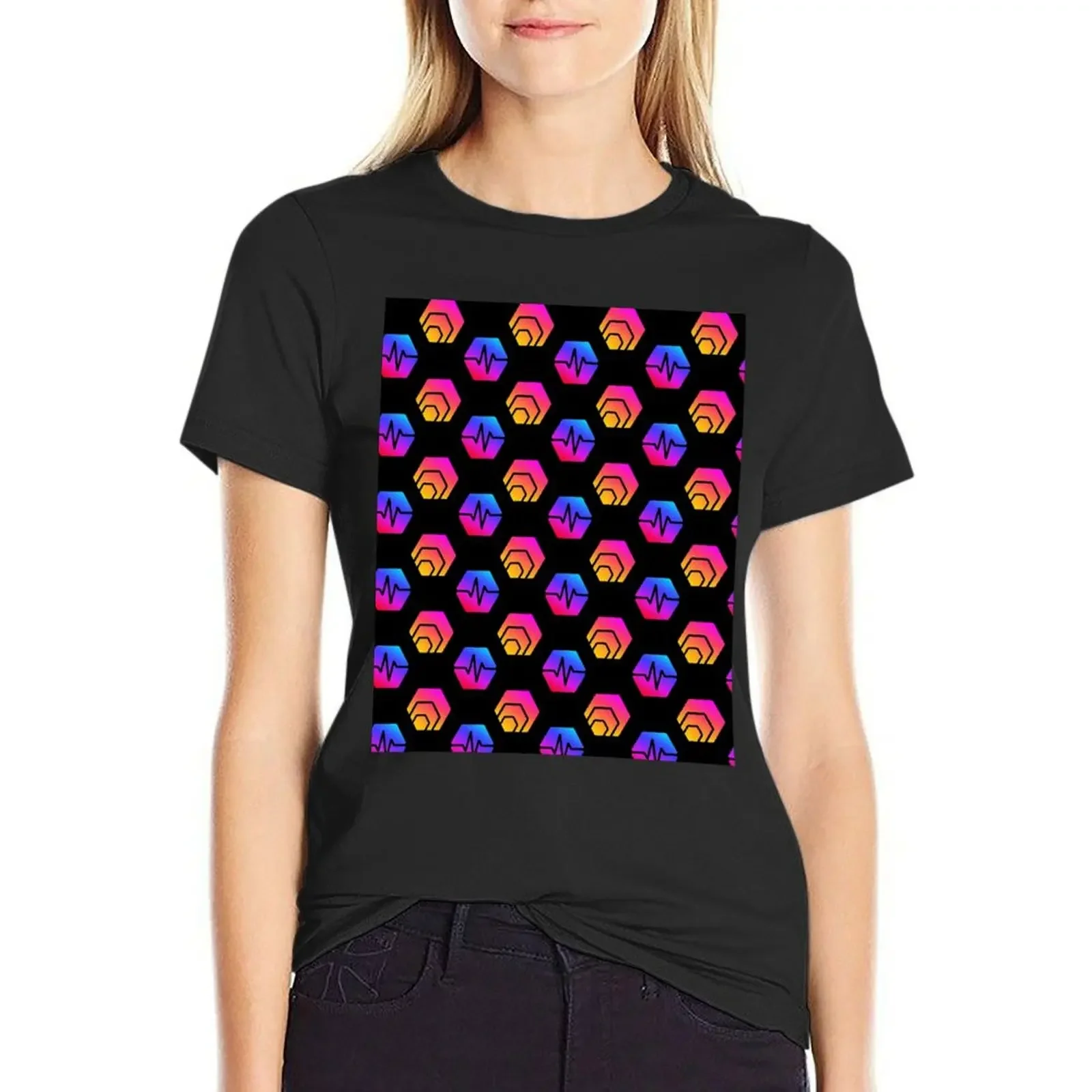 

Pulse Chain and Hex Crypto Logo Pattern Graphic T-Shirt blacks heavyweights blanks tshirts woman