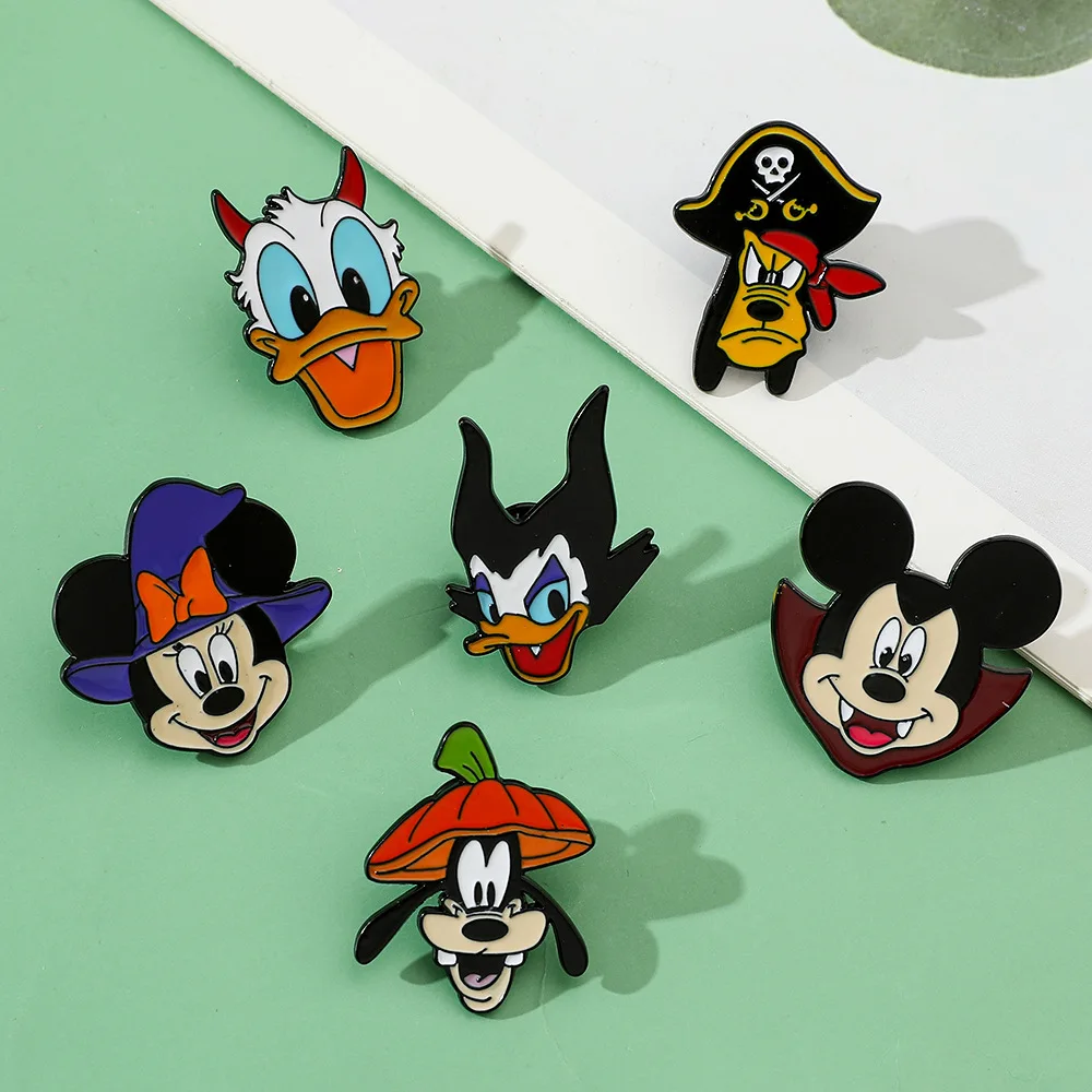 Disney Minnie Brooch  Action Anime Figures Badge of Metal Bag Accessories Halloween Children Birthday Gift for Friends Cute Pins