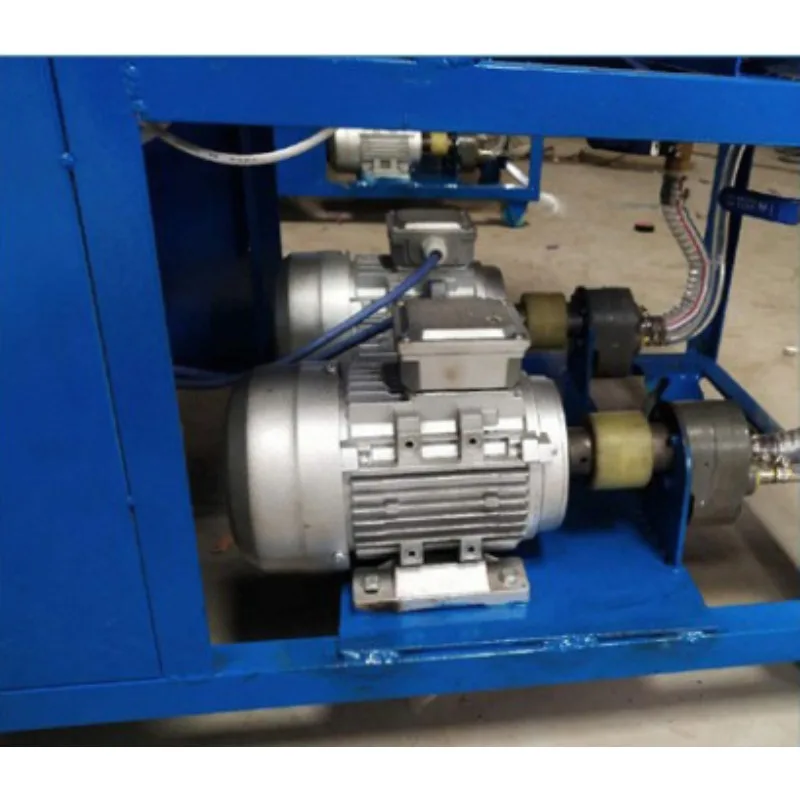 Machine de pulvérisation hydraulique de polyuréthane d'injection de Machine de mousse de pulvérisation d'unité d'étanchéité de polyuréthane de vente chaude à vendre