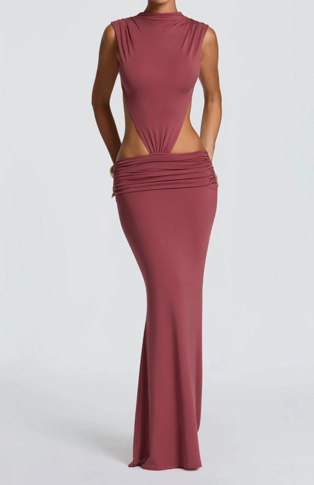 Robe longue sirène moulante sans manches à col montant et découpes pour femme, taille froncée, idéale pour soirée et club