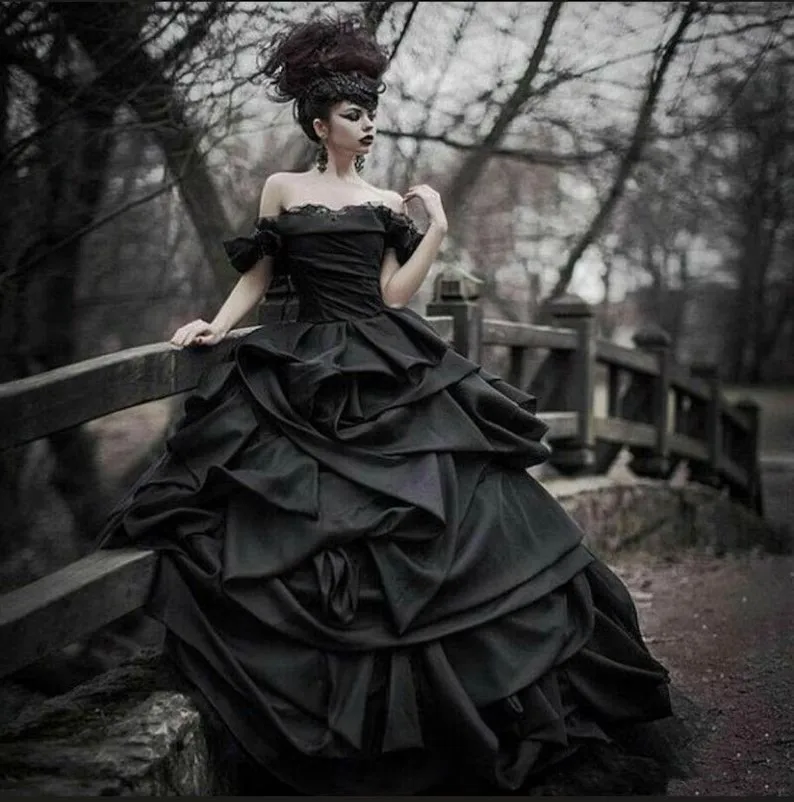 Vestidos De Novia góticos negros, vestido De baile con hombros descubiertos, volantes, Vintage, Vestidos De Novia