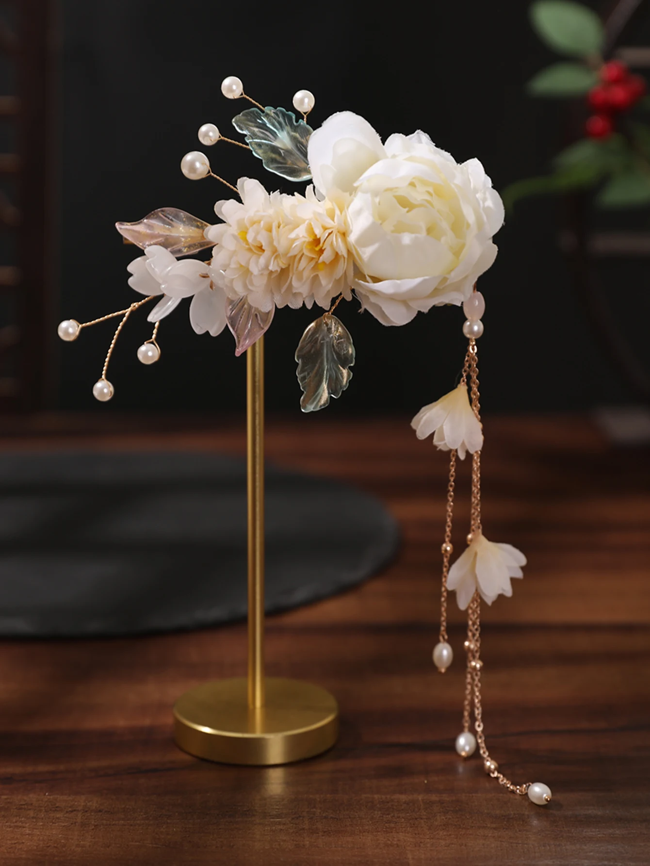 Antiker Hanfu-Haarschmuck aus Seide mit Blumen, Ätherische Perlen-Haarspange mit Quastenrand, Mädchenhafter Charme-Kopfschmuck – Detail 2