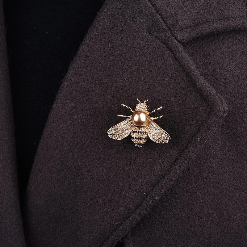 Brooch Senior Sense of High-end Creative High-end Animal Bee Clothing Women Selling All Corsage Pin Accessories Wholesale