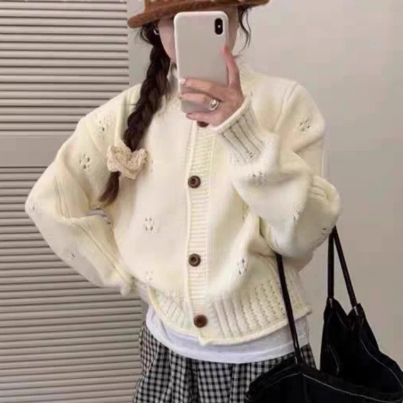 Zjaiss 2025, Herbst Winter Neue Lose Mäntel Koreanischen Stil Vintage Strickjacke Frauen Casual Stehkragen Gestrickte Pullover