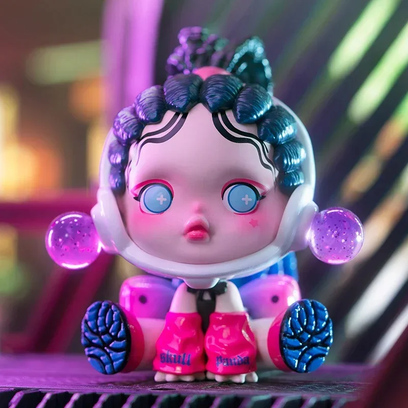 

Original Skullpanda City of Night Series Blind Box Guess Bag Mystery Box Toys Doll Cute Anime Figure Ornaments Gift Collection