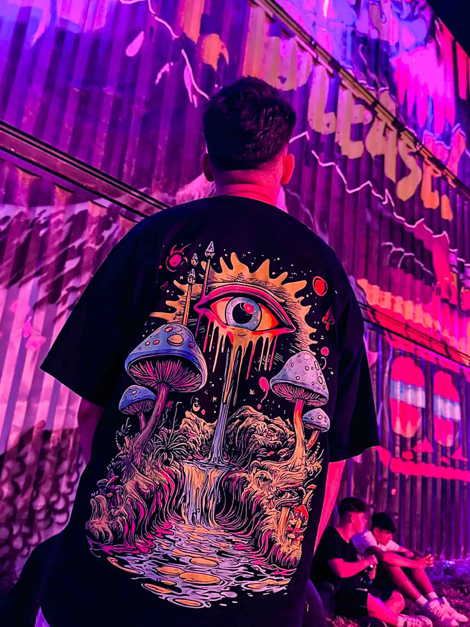Psychedelic Triple Mushroom Full View Waterfall Print Men's Short Sleeved T-shirt Hippie Festival Street Wear Casual Top