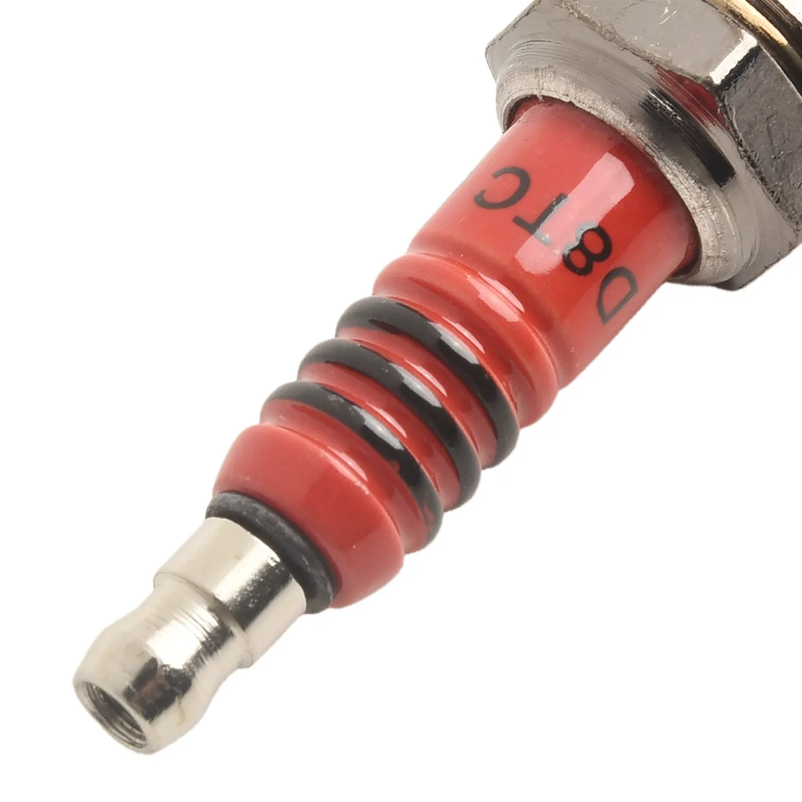 2x Car Spark Plug For CG125 For CF250 For CH250 Engine Series With CVI Belt Drive D8TC D8TJC For CG Vertical Engine 125cc 150cc