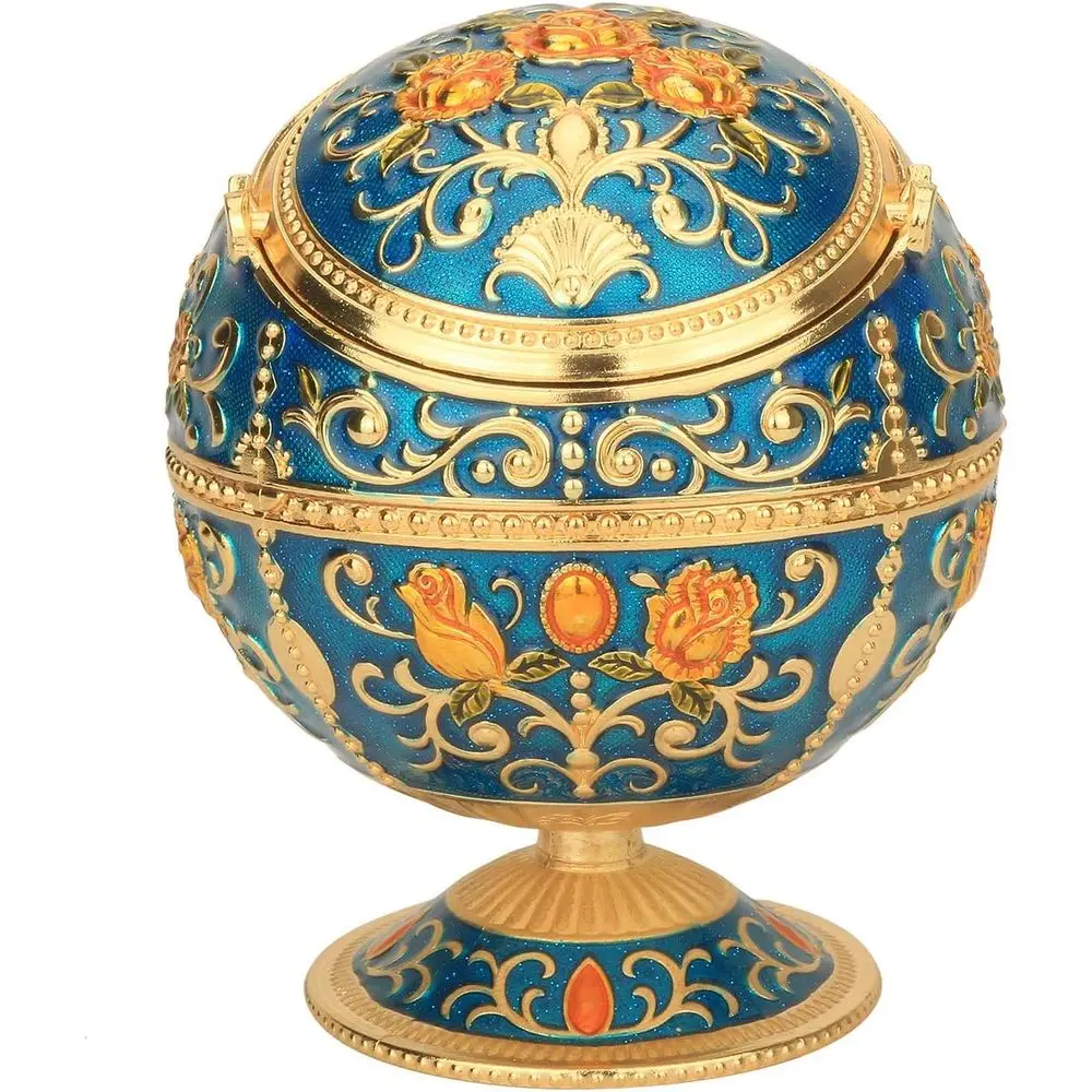 

Portable Metal Ashtray with Lid, Outdoor-Friendly, Suitable for Men and Women, Blue-Gold Rose Design