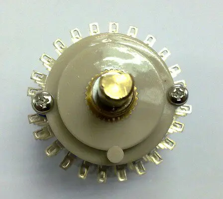 Band switch 4*24 4 slots 24-bit half shaft Φ6