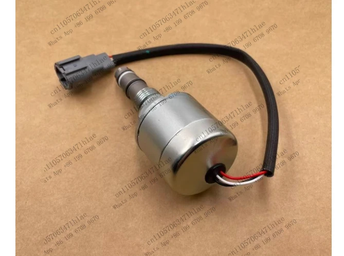 Accessories EX120/200/220-2/3/5 Differential Pressure Sensor 4339559/9101532/9102068 Excavator