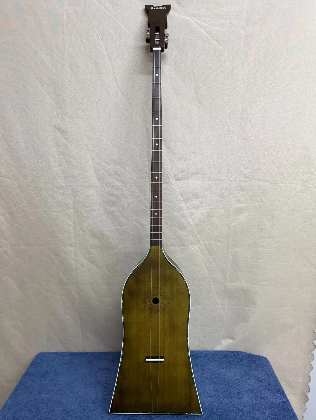 

Tovshuur Inner Mongolia string instruments