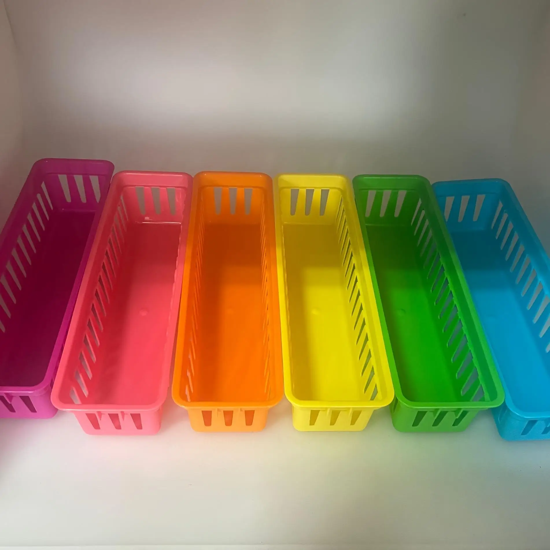 1pc Plastic Rectangular Stationery Pencil  Eraser Storage Office Sorting Storage Basket Colorful  Organizer Basket