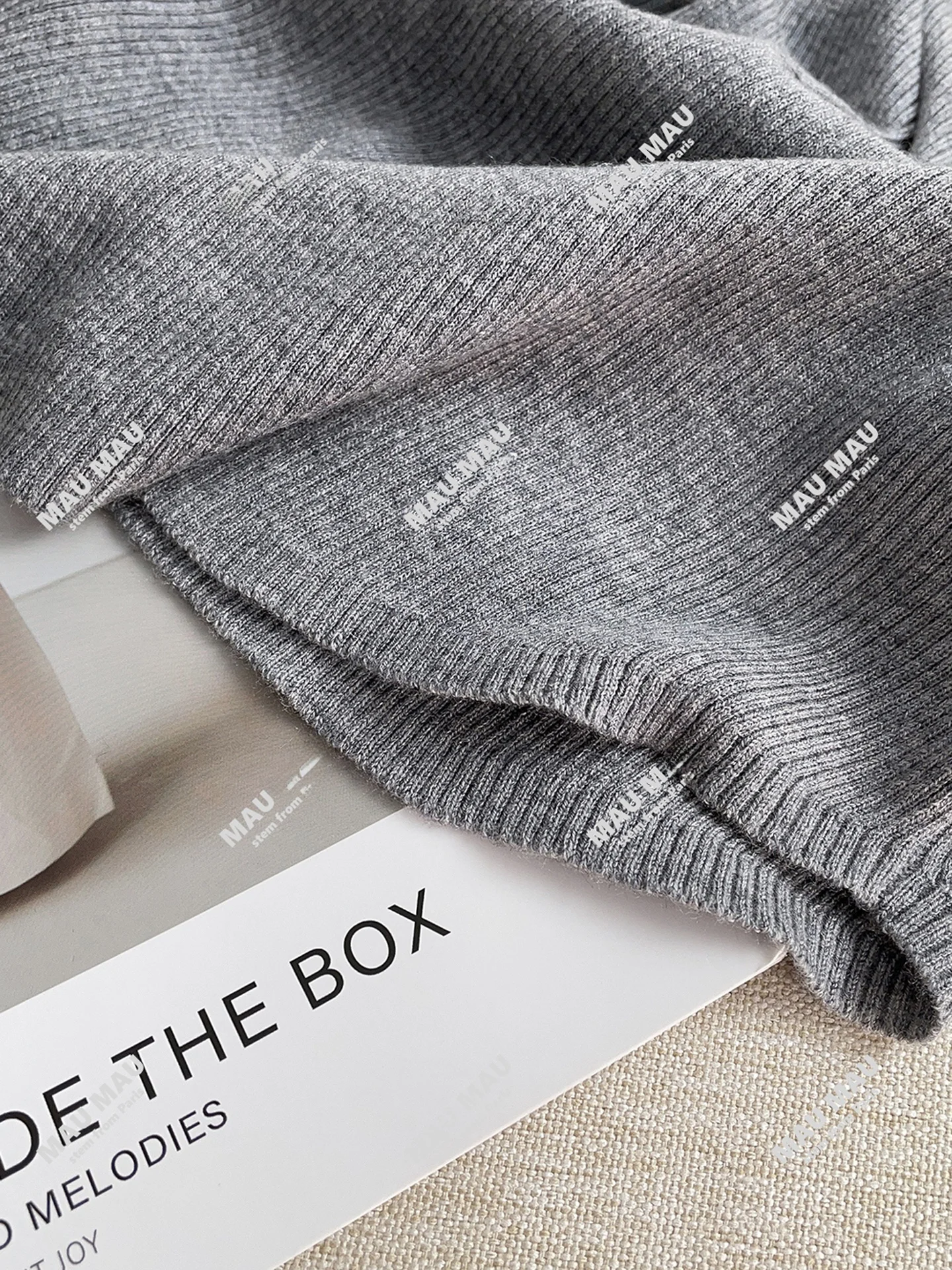 High-End-Strick-T-Shirt für Damen, Sommer 2025, College-SLE-Perlen-Top, ort Sve, rund, Ne Commute Sle, normale Passform