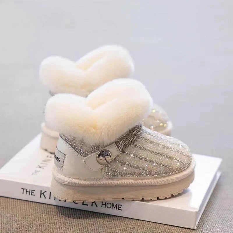 2026 New Girls Winter Snow Boots Thick Sole Sequins Design Thermal Fluffy Lining Anti Slip for Outdoor Play
