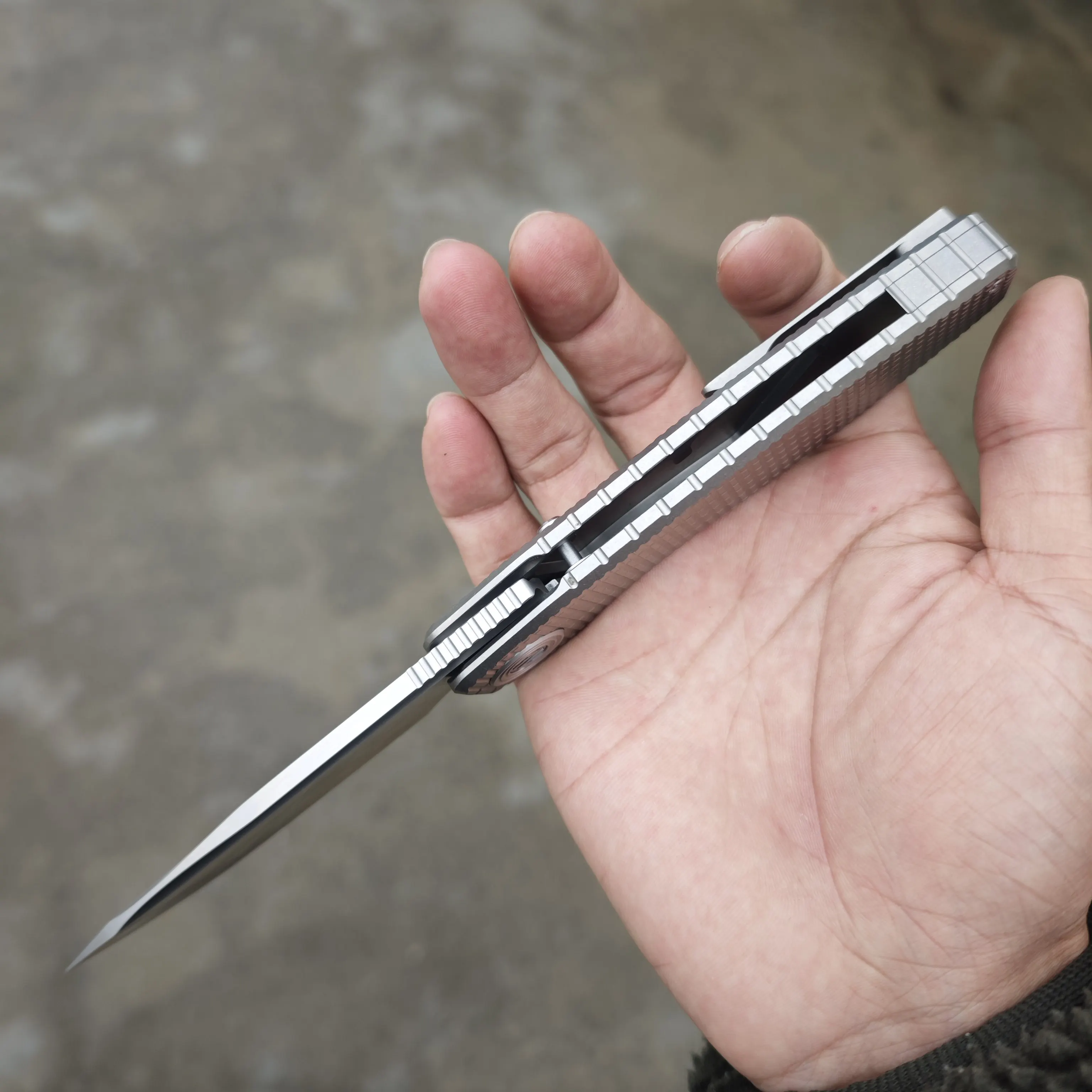 WinterPudding FSD Folding Knife - Titanium Handle VG10 Blade 61HRC Hardness Outdoor Utility EDC Tool for Camping and Hunting