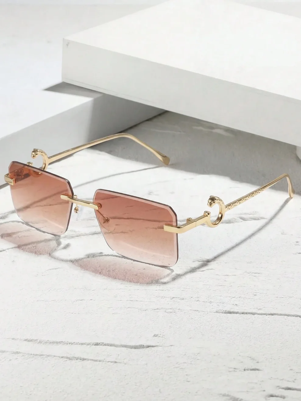 1 Pair of Unisex Metal Frameless Gradient Light Brown Sunglasses, with a Fashionable and High-End Design, Creating a Summer Beach Vacation and Outdoor Travel Vibe, Suitable for Pairing with Various Outfits, a Must-Have