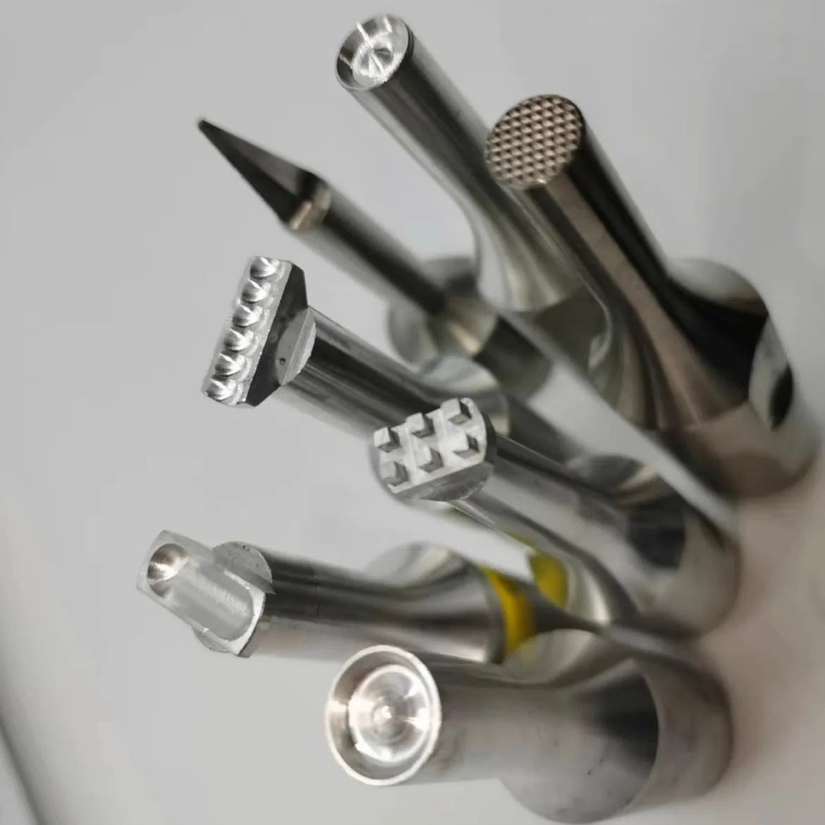 28khz Ultrasonic Spot Welder Machine Welding Head 1pcs Accessories 28KHZ 35KHZ Customizable Size Welding Wead