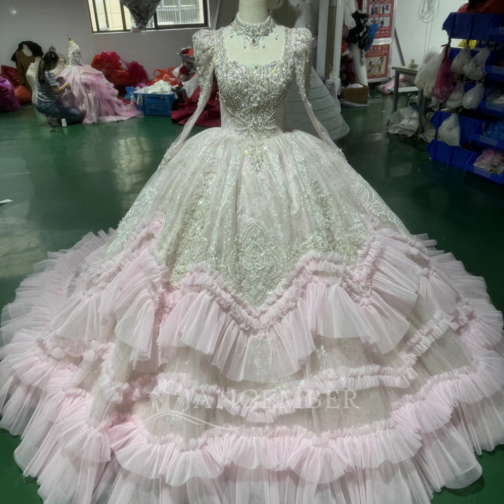 Exquisite Ball Gown Square Collar Quinceanera Dresses Customized Floor Length Long Sleeves with Court Train vestidos de 15 años