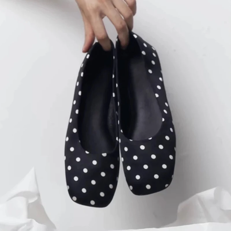 

Silk Velvet Leather Ballet Flats Spring Summer Polka Dot Square Head Slip on Women's Shoes Fashionable Flat Heel Casual Sneakers