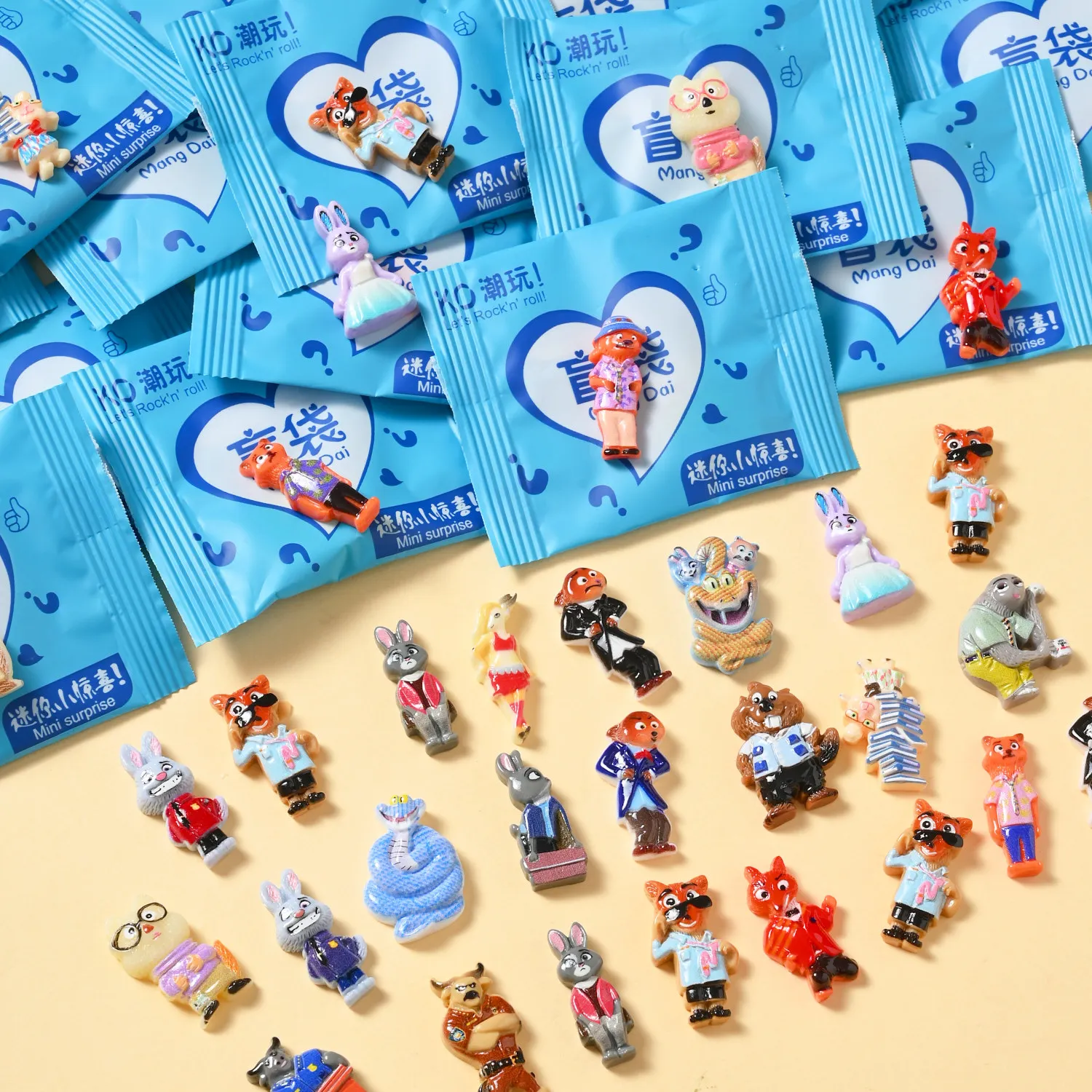 50 قطعة جديد ل Zootopia2 أعمى Bogs الحيوان لطيف دمية سطح المكتب الحلي الصغيرة العصرية لايف مباراة متابعة حقيبة أعمى للهدايا