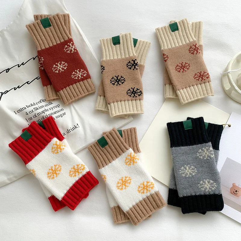 Вязаные перчатки из пряжи, теплые открытые перчатки с половиной пальца, женские зимние студенческие милые рождественские снежинки, новинка