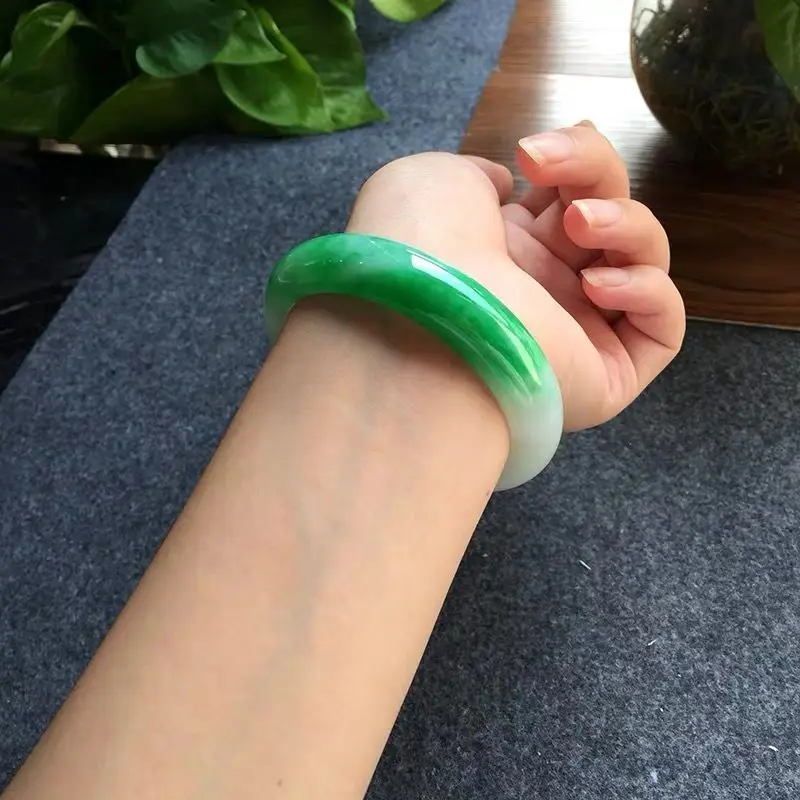 Ice Glutinous Yang Green Imperial Consort Jade Bangle