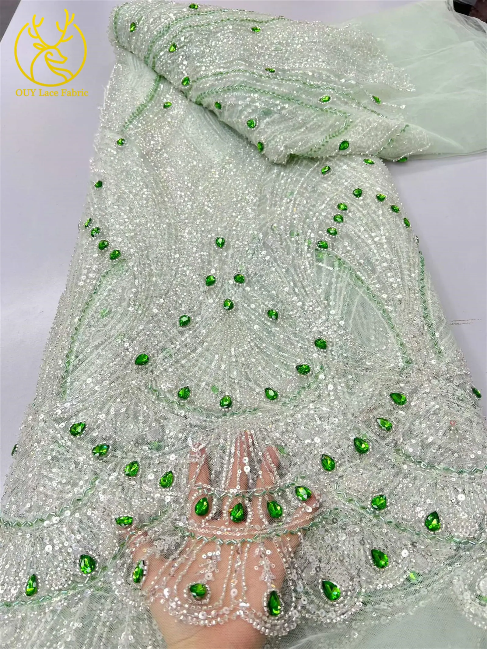 Neues Design Elegante französische nigerianische Diamant-Perlen-Spitze, rosa afrikanischer Pailletten-Netzstoff für Brautkleider zum Nähen – Detail 6