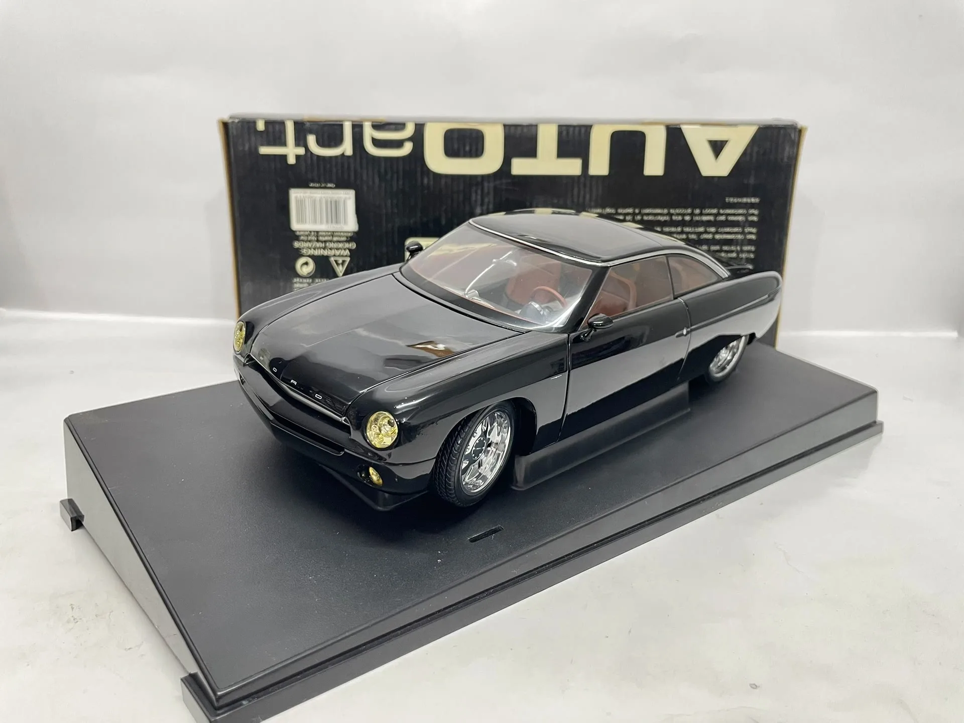 

Autoart 1:18 Forty Nine Black Simulation Limited Edition All Open Alloy Metal Static Car Model Toy Gift