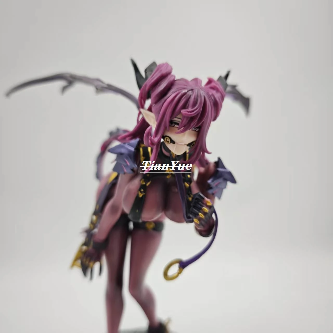 

Anime Devil Curtis girl PVC Action Figure Toys 22cm
