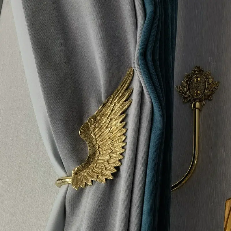 American Angel Wing Hook, Vintage Brass Curtain Hook for Wall Hanging Robe Towel Hat, Rustic Farmhouse Home Decor