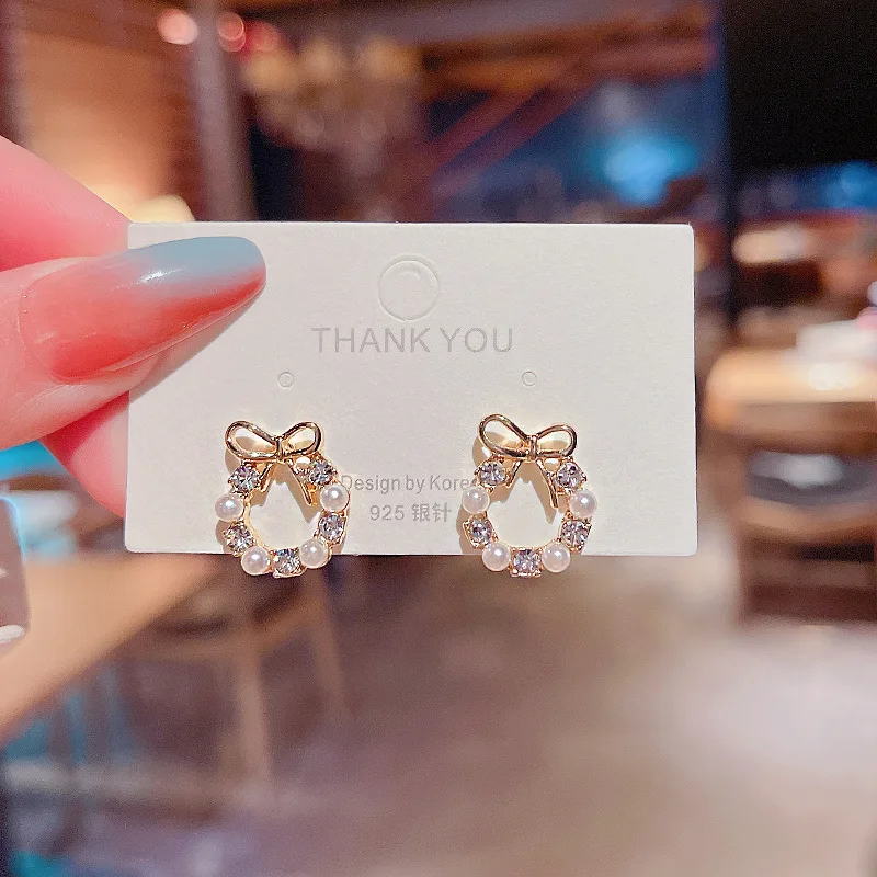 

Korean Trendy Simple Pearl Opals Stud Earrings for Woman Fashionable Elegant Bride Earrings New Jewelry Accessories