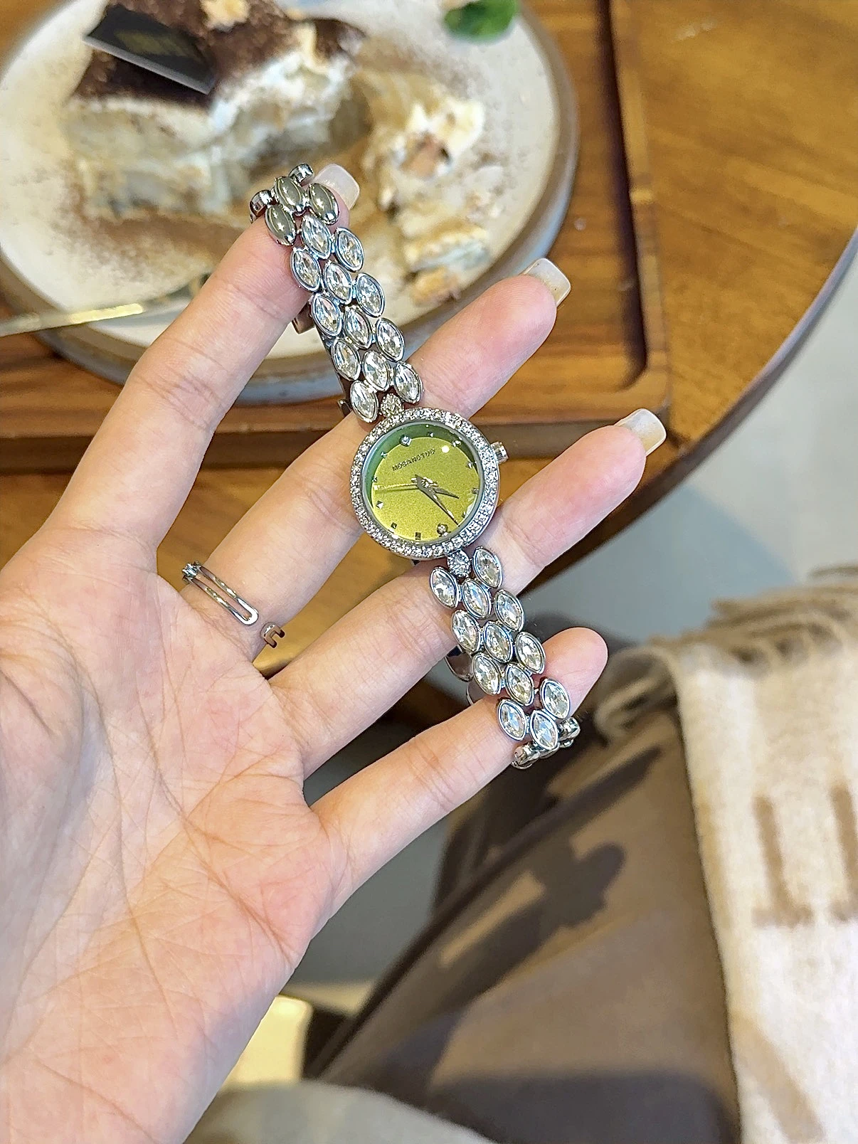 Orologi da donna di fascia alt - Luxury Watch Makes recensione e prezzo