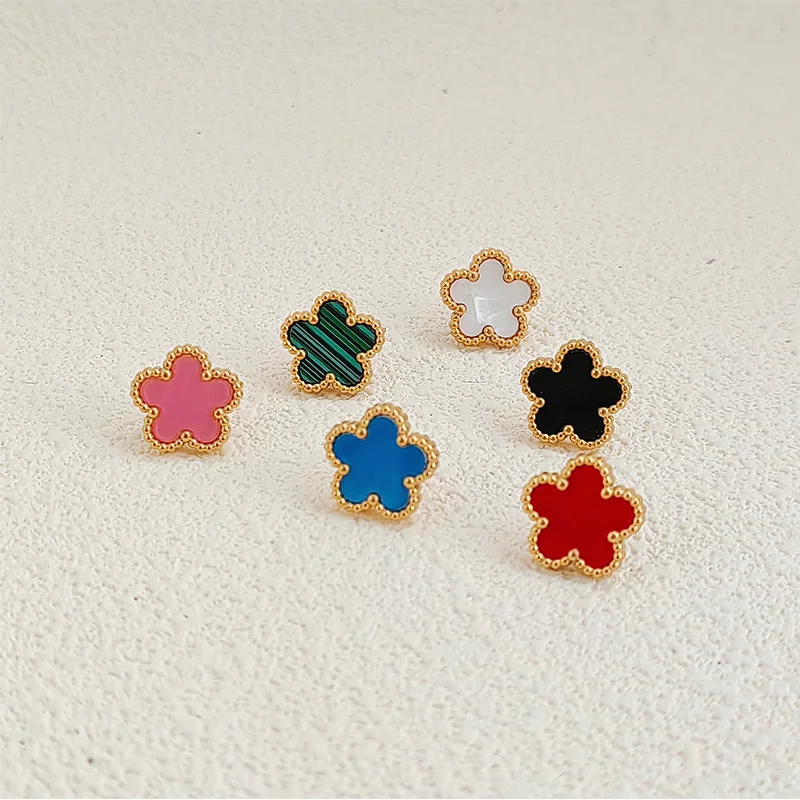 أقراط نسائية موضة 2024 أقراط من الفولاذ المقاوم للصدأ امرأة أنيقة 14k مطلية بالذهب البرسيم بنات مجوهرات الأزياء والاكسسوارات