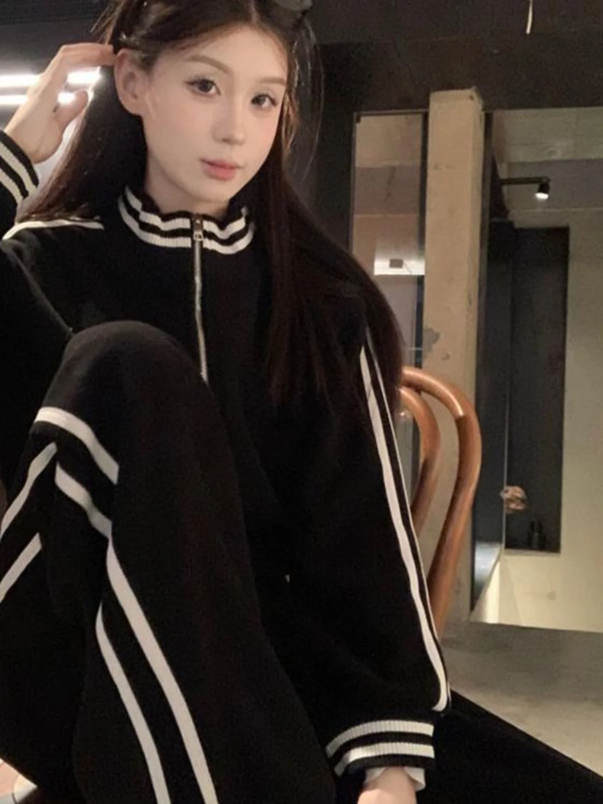 

Модный повседневный спортивный комплект-двойка для похудения: укороченная куртка и брюки с широкими штанинами на молнии, весна-осень, маленькие размеры