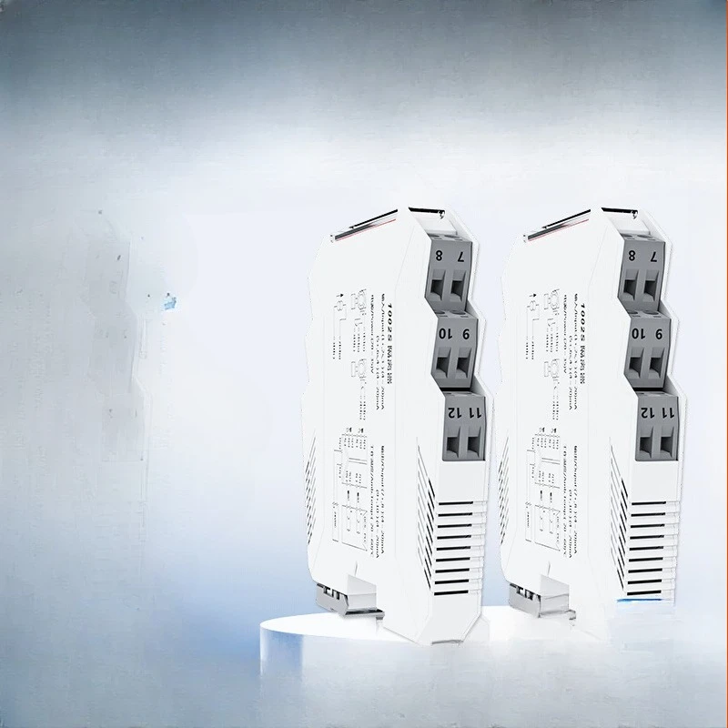 

Analog signal isolator One in two out DC current pt100 temperature transmitter 4-20mA
