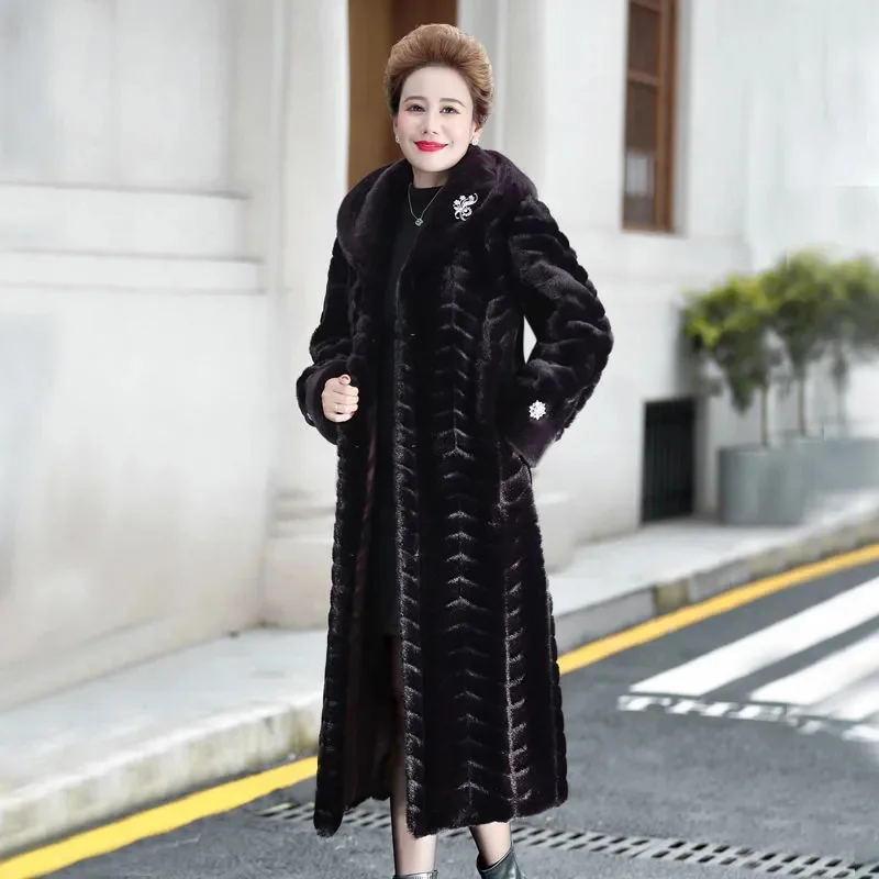 Purple whole Mink Fleece Coat For Women's Winter Long Mink Coat With Thickened Hood For Middle-Aged Mothers' Mink Fur Coat 5XL