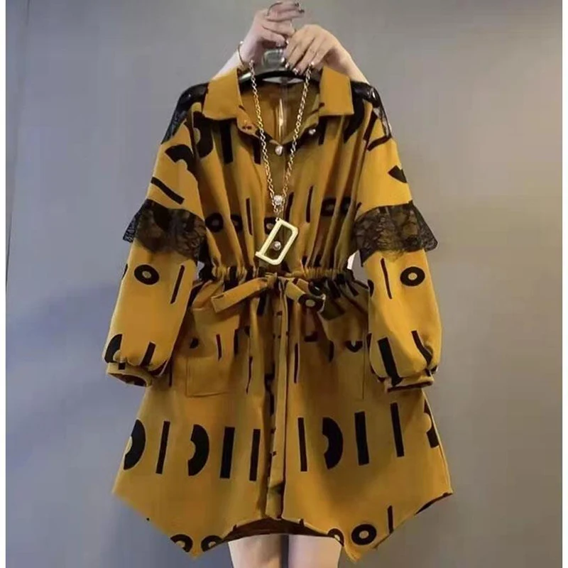 Koreanisches, lockeres Kleid mit breiten Schultern, Schnür-Druck, Nähte, modisches Hemdkleid für Damen, Frühling, Sommer 2026