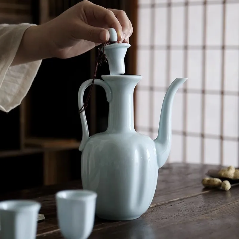 

Ceramic Wine Pot Small Cup Wine Dispenser Household Song Dynasty Chinese Cup Set Mini One-bite Spirits Cup Tableware Jug Gift