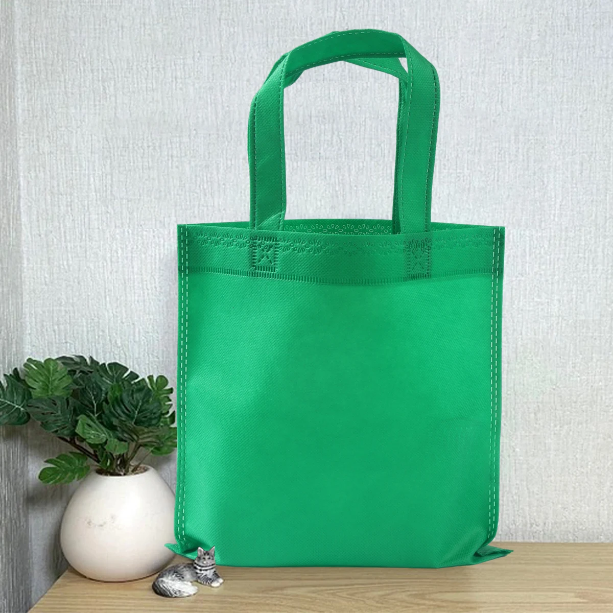 5pcs 25*25cm Pure Color Non-woven Fabric Shopping Bag Large Capacity Handbag Bag Waterproof Folding Eco-friendly Storage Bag