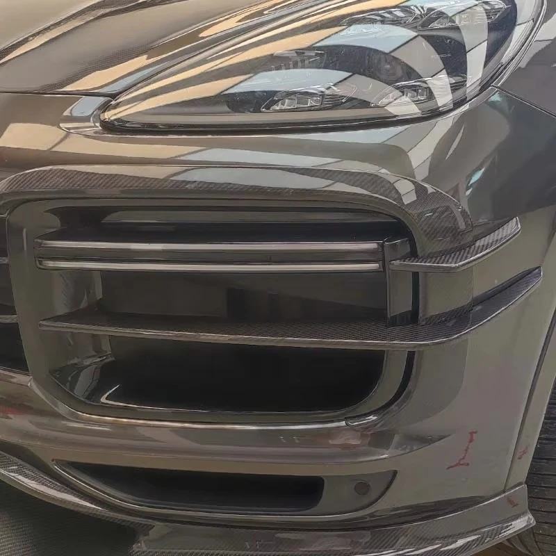 

Exclusive 2025 Dry Carbon Fiber Parts Body Kit Front Canards for Porsche Cayenne Coupe Turbo 9YA 2018 - 2024