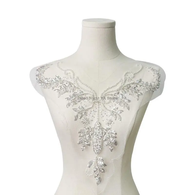 decoracao-artesanal-decote-bordado-com-detalhes-brilhante-perfeita-para-vestidos-noite