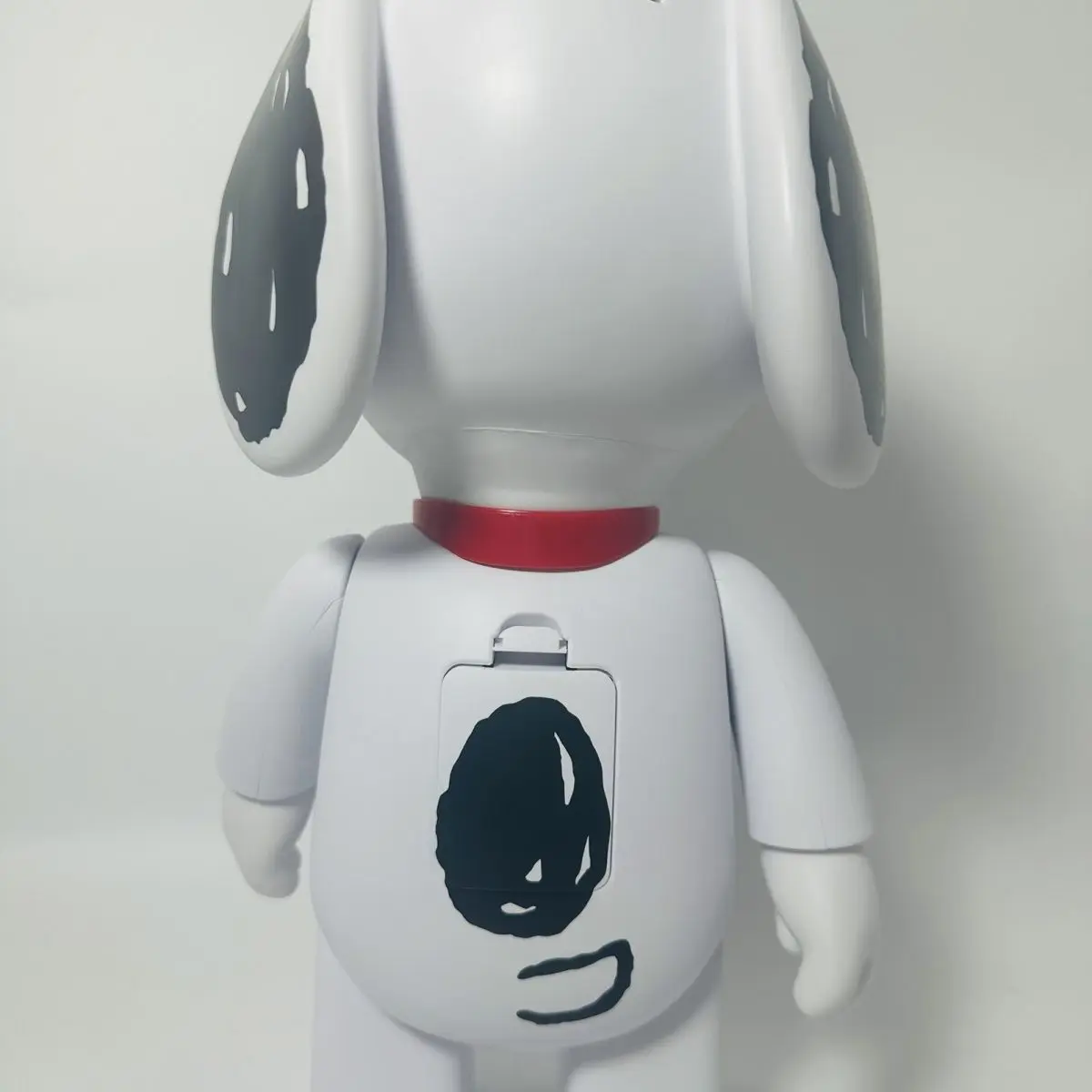 Caja de dinero con figura versión Q de vinilo de dibujos animados de Snoopy, decoración creativa para el hogar, adorno de escritorio, estatuilla, juguete para regalo de moda, venta al por mayor