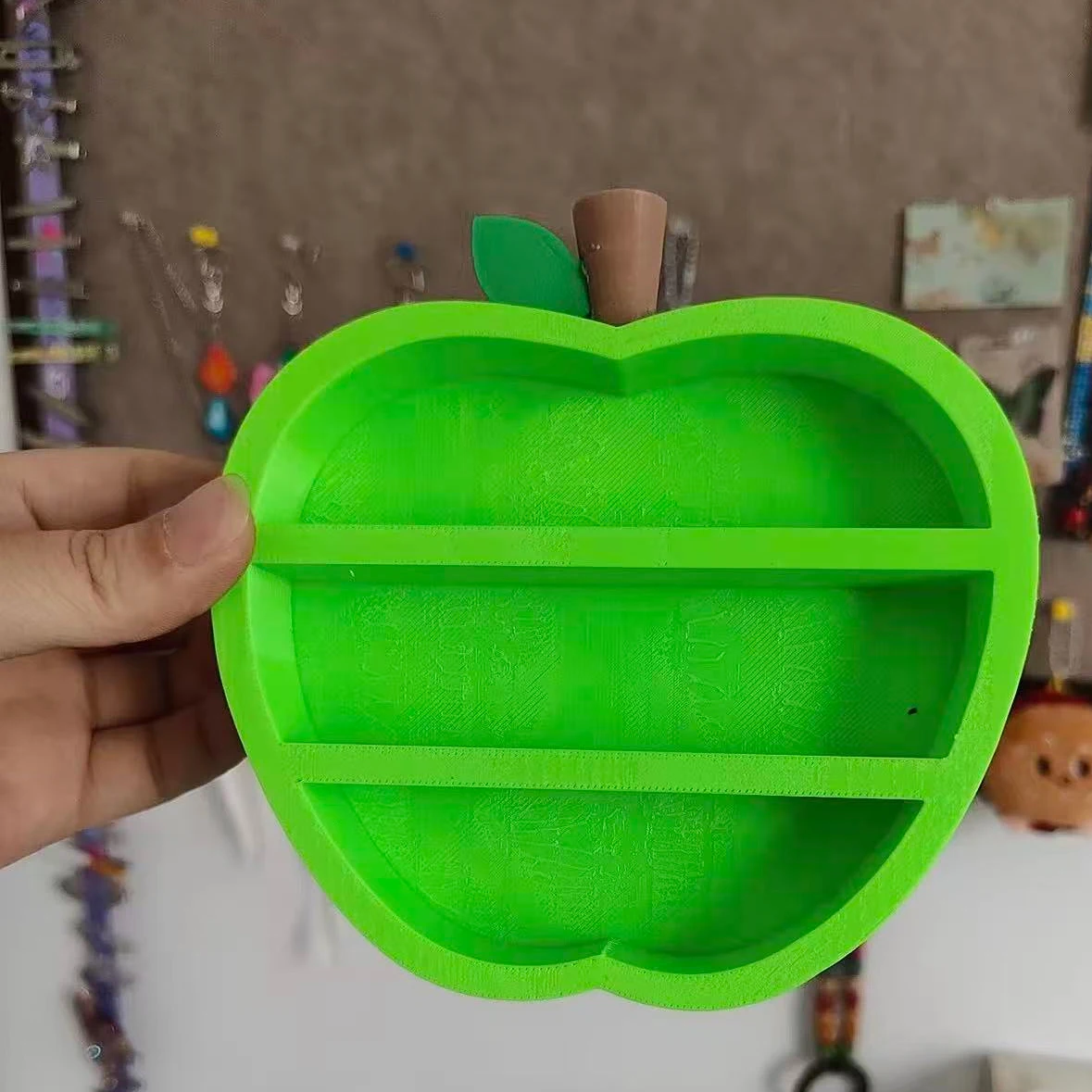 Koreanisches INS Apple Mehrschichtiges Cartoon-Figuren-Displayregal 3D-Gedrucktes Desktop-Aufbewahrungsregal Neues Aufbewahrungsregal Dekoration Niedliches Geschenk – Detail 4