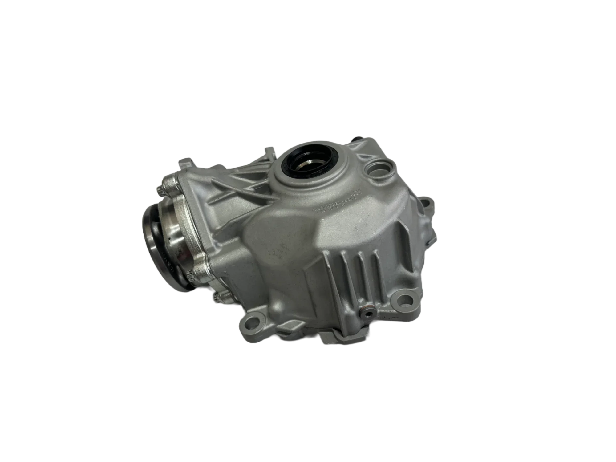 High quality front axle differential suitable for Mercedes Benz GLC X253 front differential (1:3.27) OE:A22133307100 A2213300702