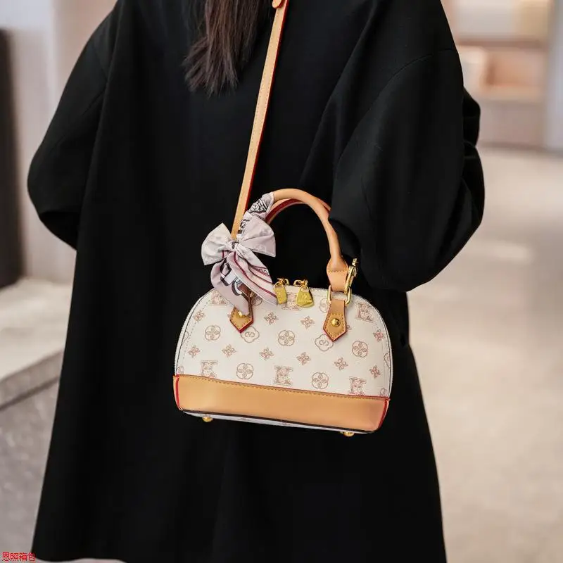 2025, crossbodytas met schelpprint, mode-schoudertas voor dames, getextureerde draagtas, elegante dag-tot-nacht tas, chique sling bag ​