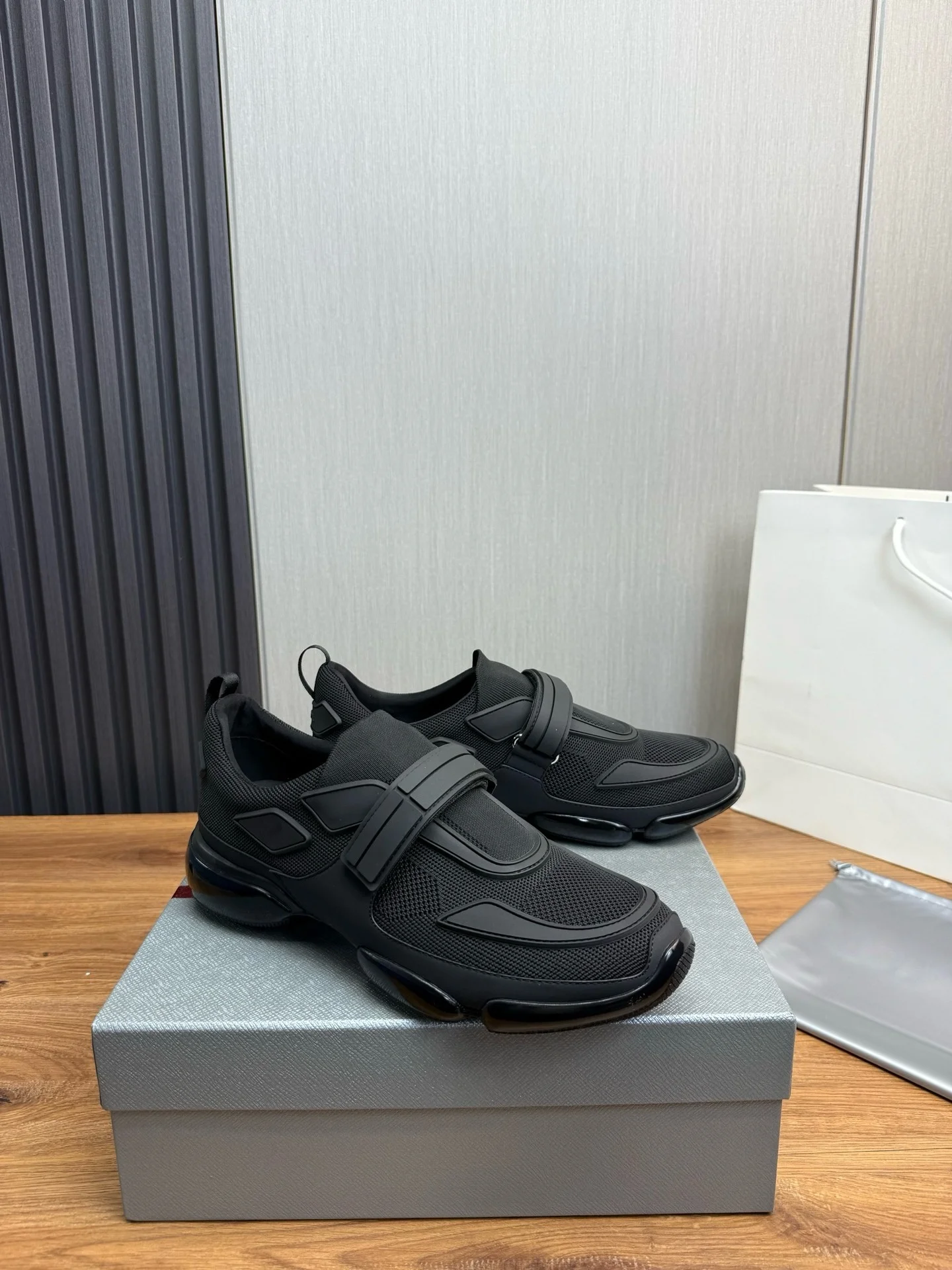 

Элитные повседневные кроссовки унисекс с кожаной подкладкой, идеально подходят для велоспорта и активного отдыха