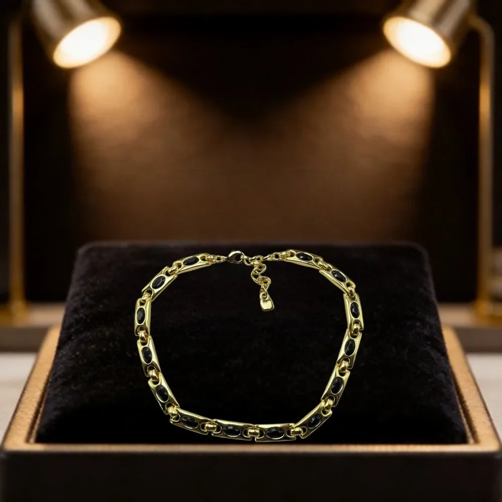 2026 Spain Brilliant Noble Elliptical Colored Zircon Necklace Jewelry Accessories Charm Gift